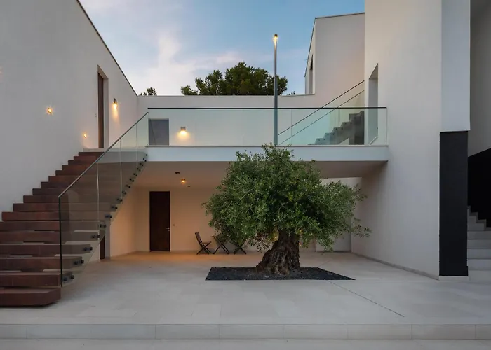 2 Bedroom Lovely In Appartement Betina (Sibenik-Knin)