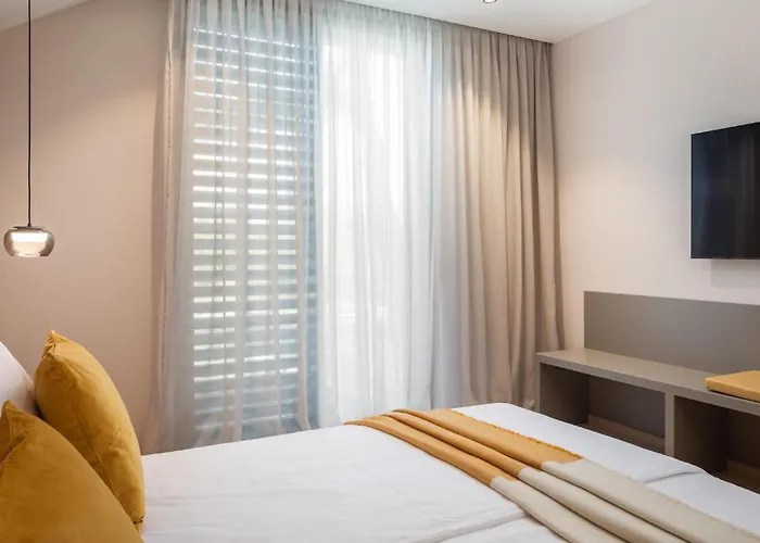 2 Bedroom Lovely In Betina (Sibenik-Knin)